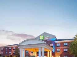 Holiday Inn Express & Suites Bridgeport, an IHG Hotel