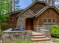 Lake Creek Lodge