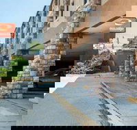 Days Inn by Wyndham Jersey City / NYC Area - Tourism Hollywood