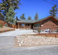 Yogi Bears Den - Tourism Hollywood