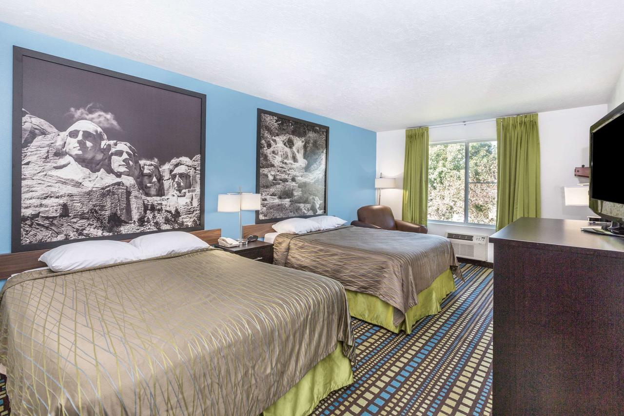 Super 8 By Wyndham North Sioux City - thumb 6