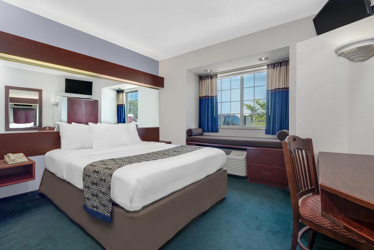 Microtel Inn & Suites By Wyndham London - thumb 1