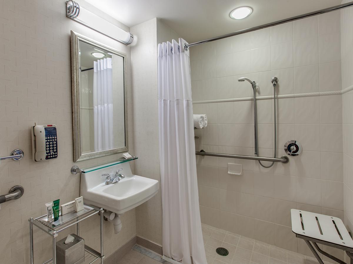 Hilton Boston Logan Airport - thumb 30