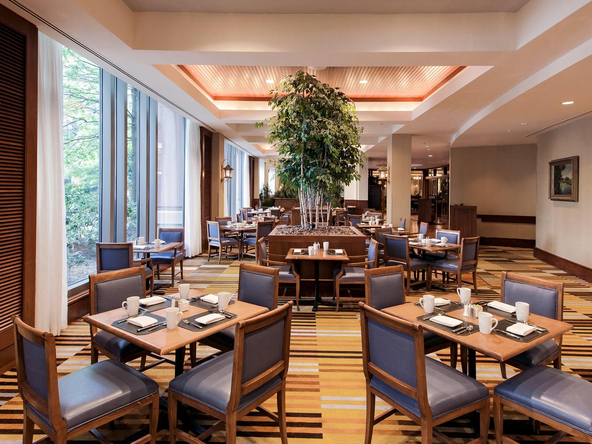 Hilton Boston Logan Airport - thumb 14