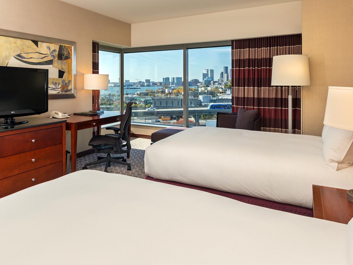 Hilton Boston Logan Airport - thumb 9