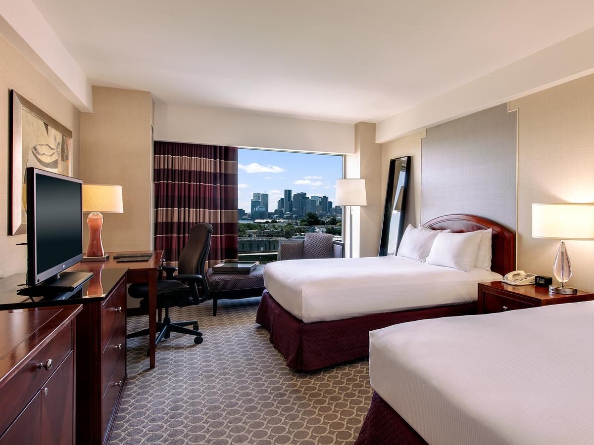 Hilton Boston Logan Airport - thumb 7