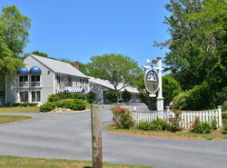 Captains Quarters Motel & Conference Center