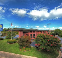 CLIFS Lodge at the Falls - Tourism Hollywood