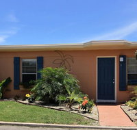 Palm Breeze Cottage - Tourism Hollywood