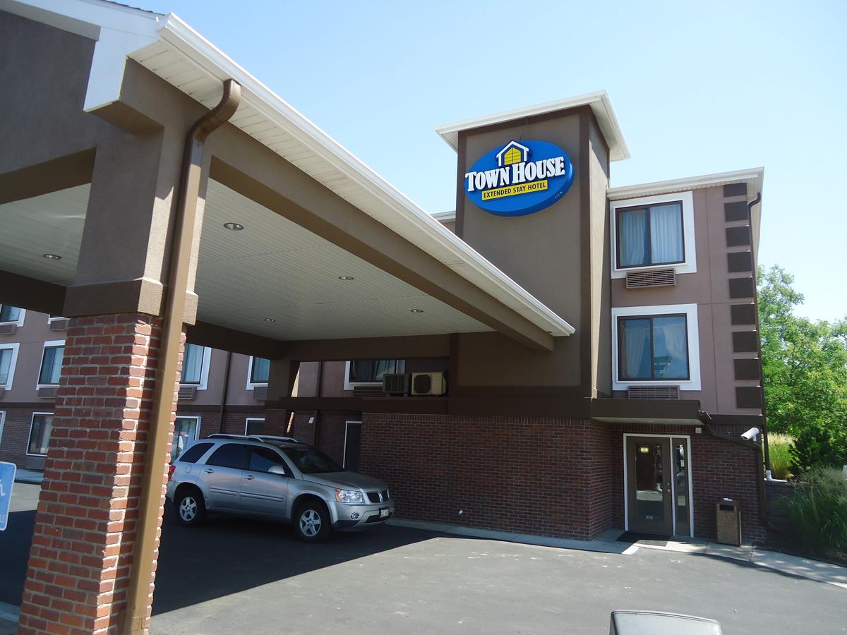 TownHouse Extended Stay Hotel Downtown - thumb 7