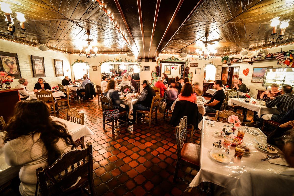 El Rancho Hotel - thumb 38