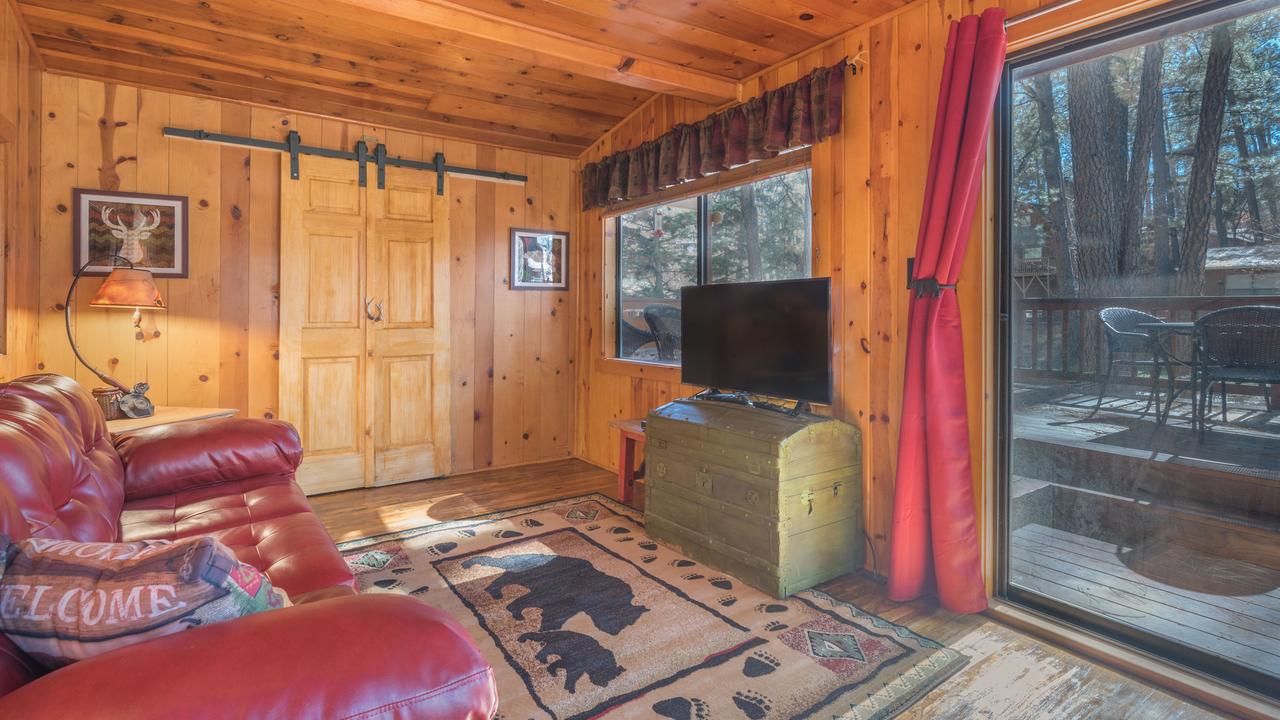 Whispering Pine Cabins - River's Edge - thumb 7