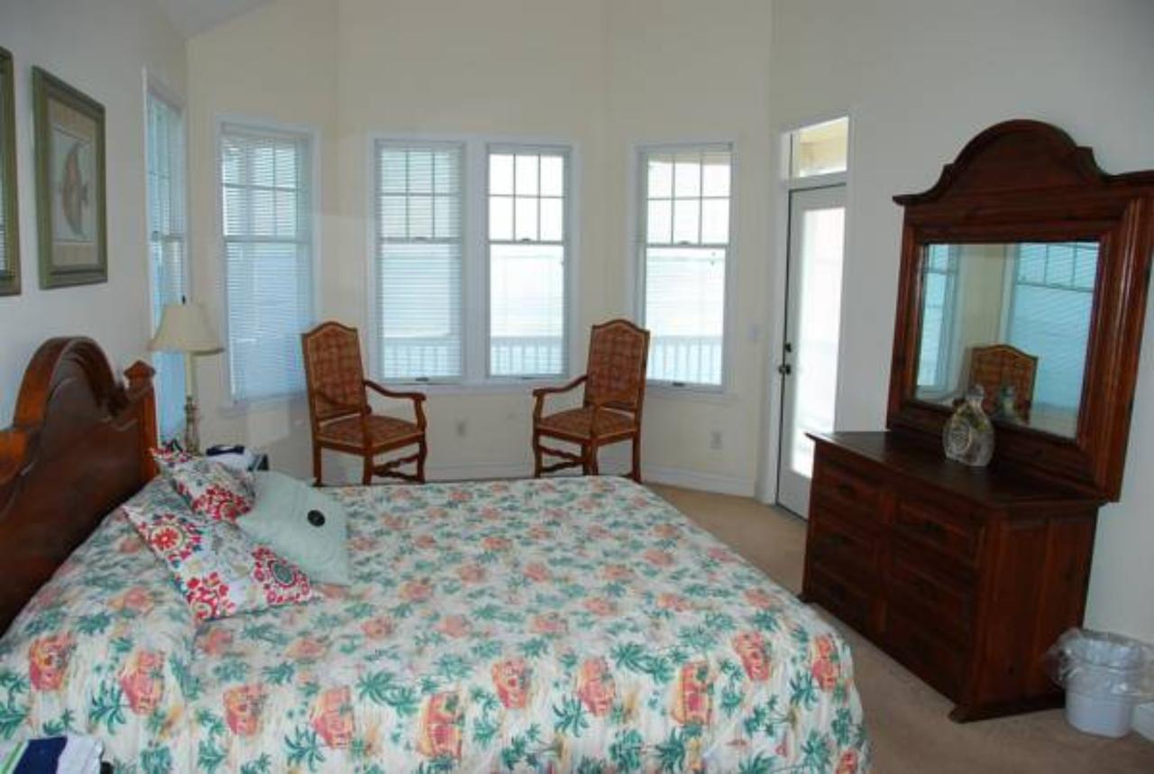 Sound Escape At Pirate's Cove Marina - thumb 19