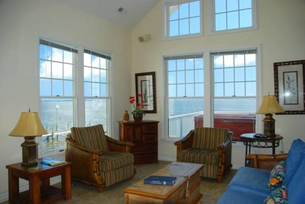 Sound Escape At Pirate's Cove Marina - thumb 24