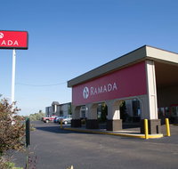 Ramada by Wyndham Bismarck - Tourism Hollywood