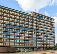 Quality Inn  Suites Cincinnati Downtown - Tourism Hollywood