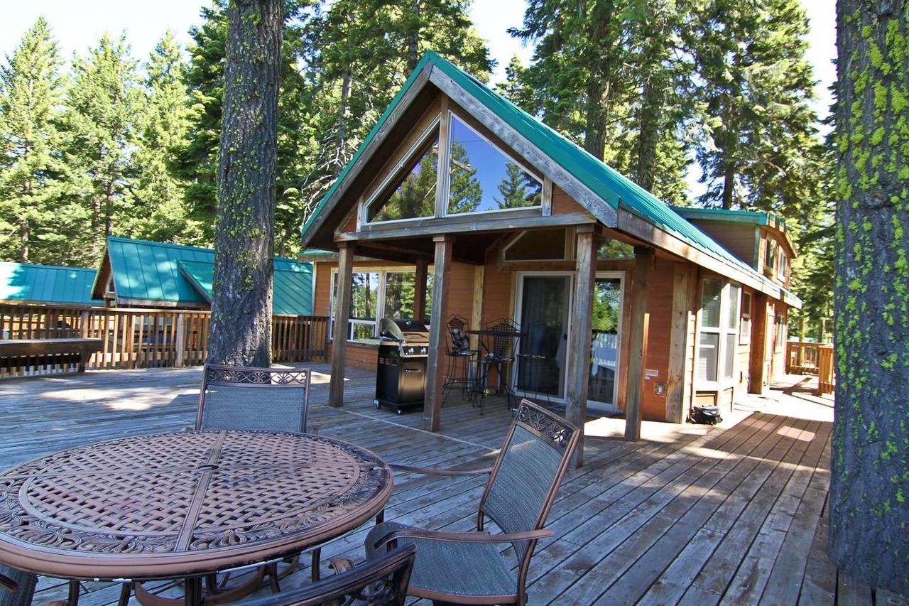 #44 The Cabins At Hyatt Lake - Sleeps 6 - Hot Tub