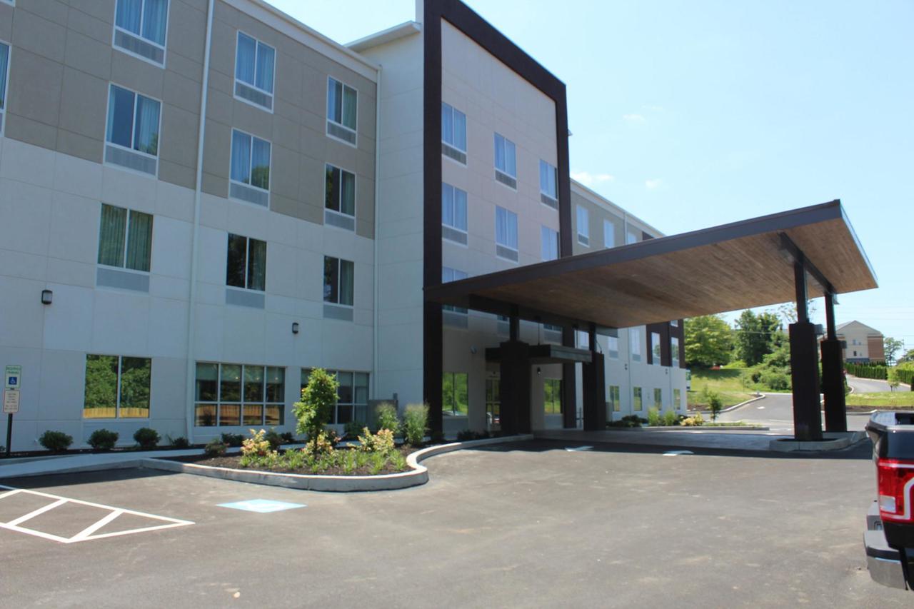 Holiday Inn Express & Suites New Cumberland - thumb 1