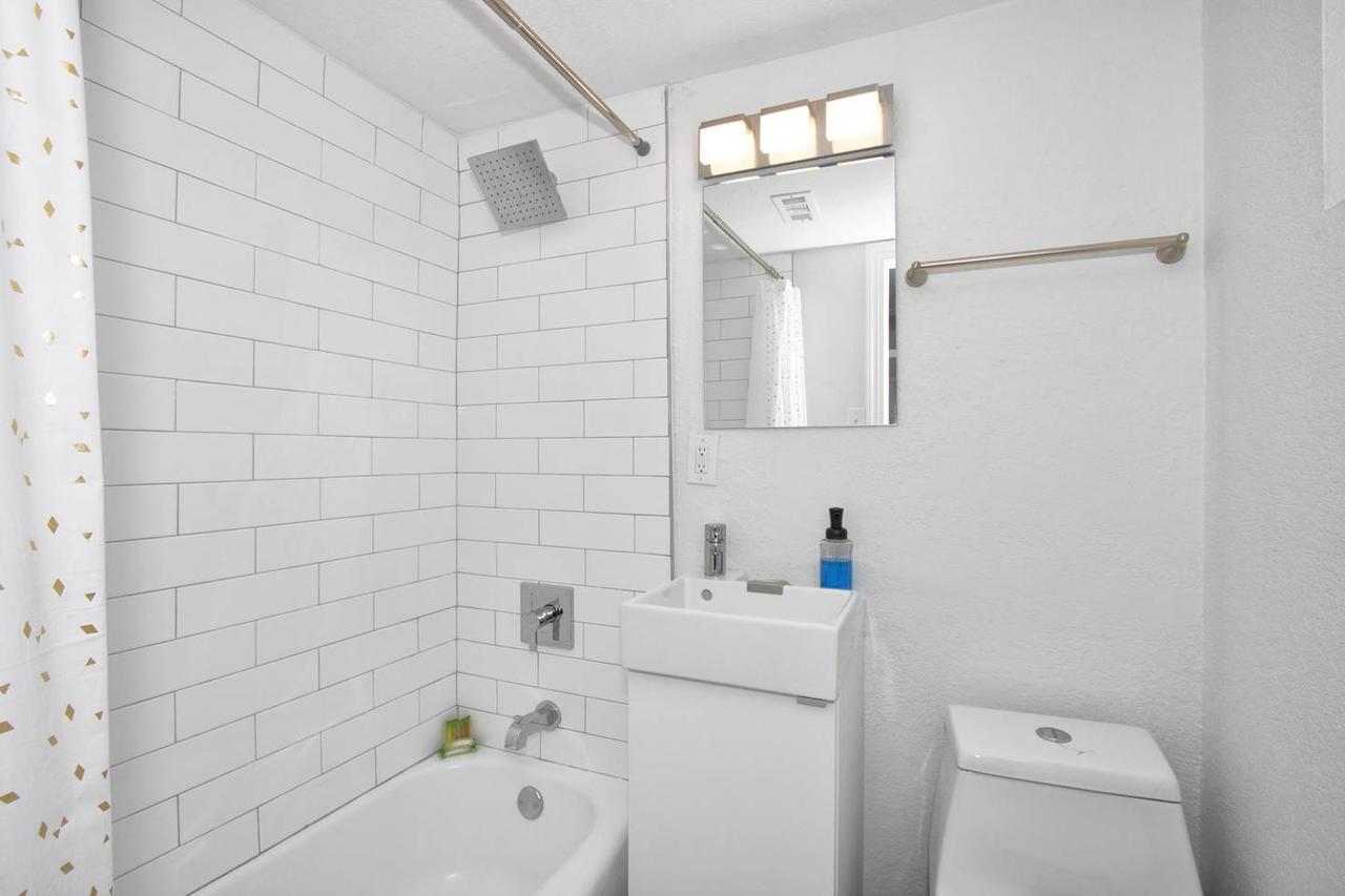 Dune Cottage Palm Suite (2 Bed/2 Bath Beach Condo) - thumb 10