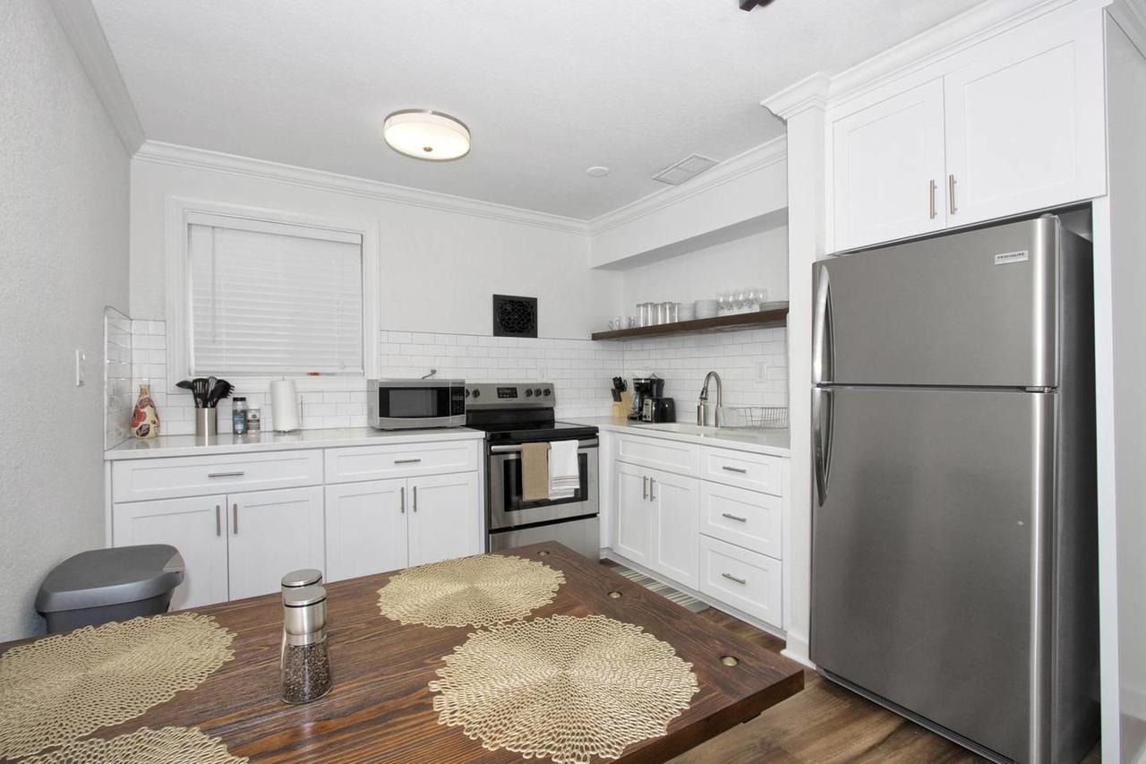 Dune Cottage Palm Suite (2 Bed/2 Bath Beach Condo) - thumb 13