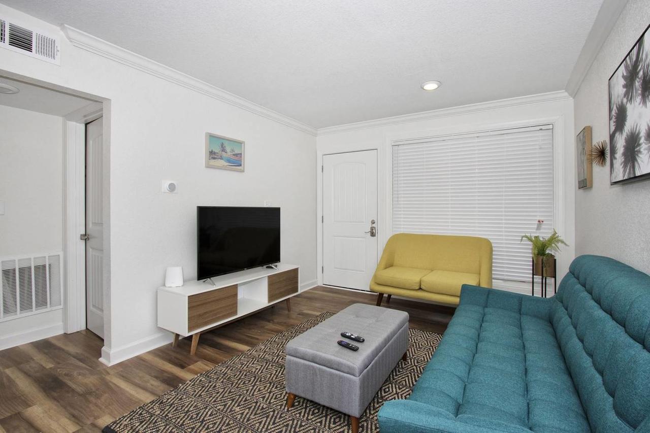 Dune Cottage Palm Suite (2 Bed/2 Bath Beach Condo) - thumb 17