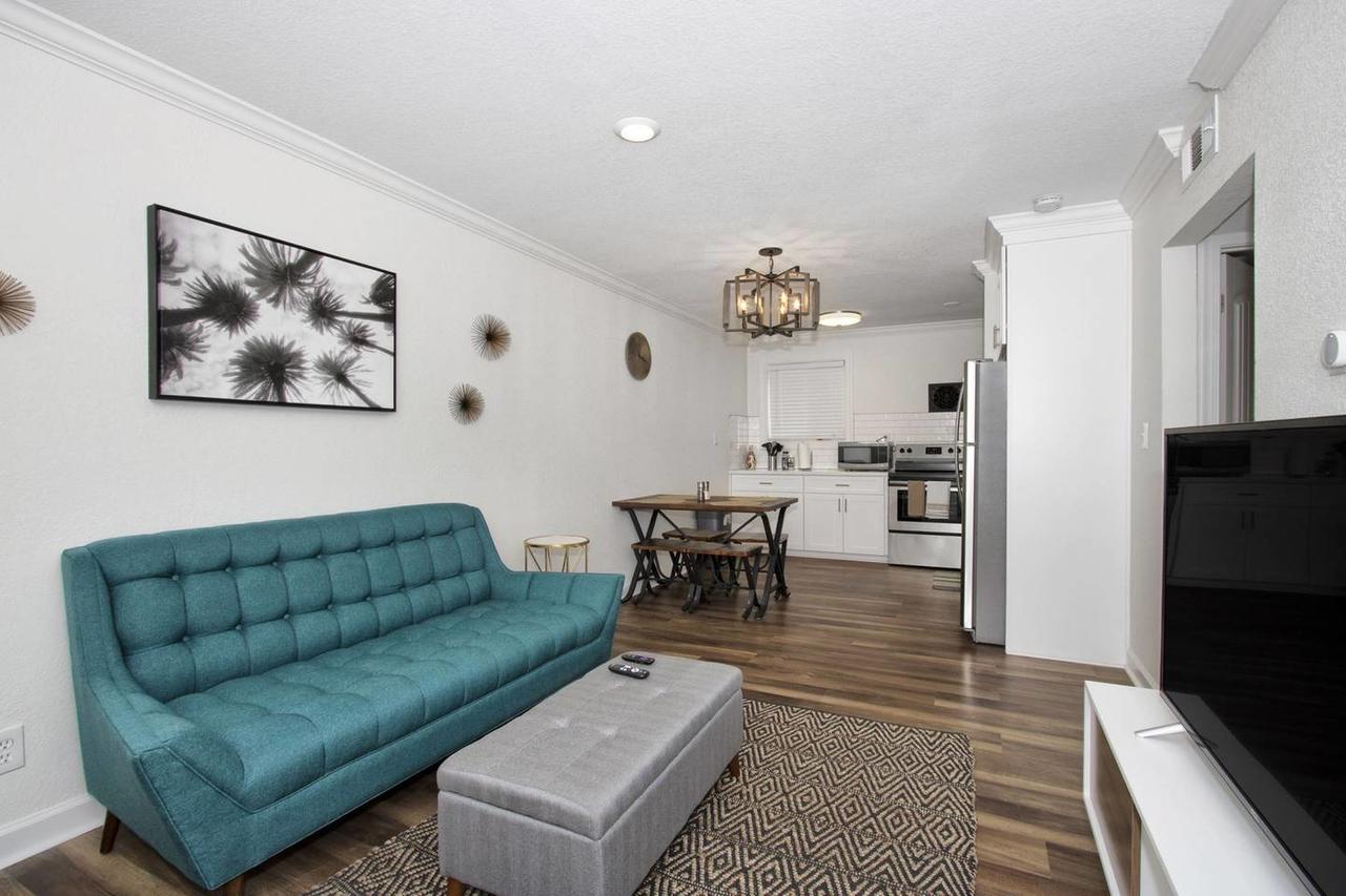 Dune Cottage Palm Suite (2 Bed/2 Bath Beach Condo) - thumb 0