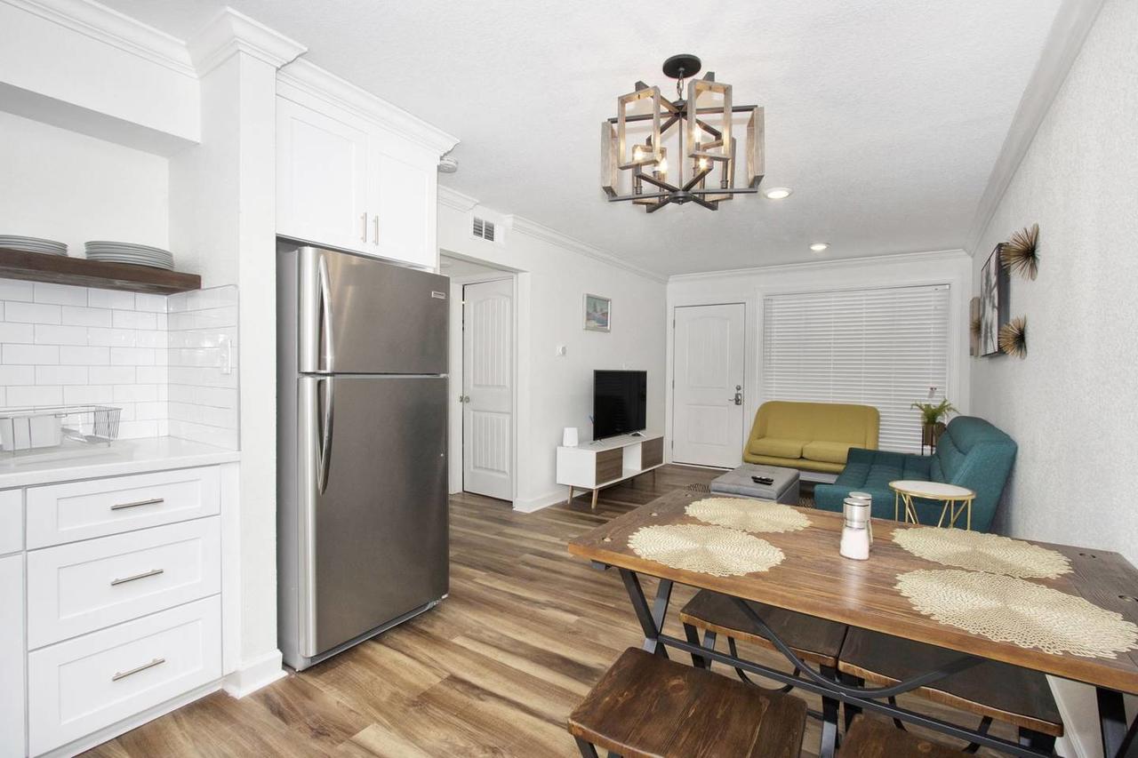 Dune Cottage Palm Suite (2 Bed/2 Bath Beach Condo) - thumb 7