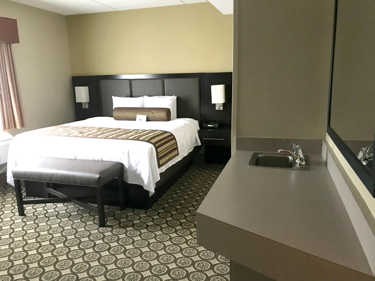 Best Western Plus InnTowner Madison - thumb 21
