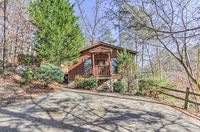 Bearies and Cherries Cabin 6 Mi to Pigeon Forge Tourism Hollywood