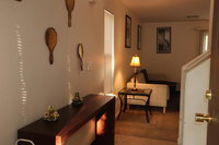 10 Min to Airport Entire 2-Story House Memory Foam Mattresses Free Parking WiFi Tourism Hollywood