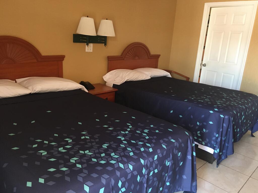 A1A Travel Inn - thumb 3