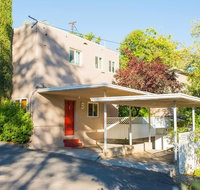 Bullion Street Cottages. 1/2 Block Walk to All B - Tourism Hollywood