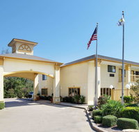 Days Inn by Wyndham Fairfield - Tourism Hollywood