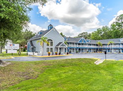 GatorTown Inn