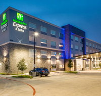 Holiday Inn Express & Suites - Denton South - Tourism Hollywood