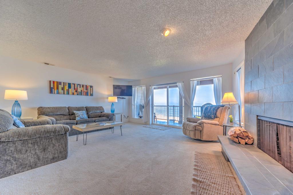 Lincoln City Beach Condo With Clubhouse And Pool Access - thumb 2