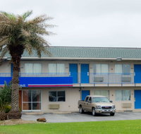 Motel 6-Clute, TX - Tourism Hollywood