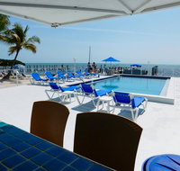 Pines  Palms Resort - Tourism Hollywood