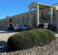 SureStay Hotel by Best Western Floresville - Tourism Hollywood