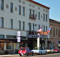 The Holland Hotel - Tourism Hollywood