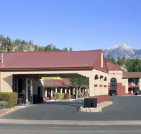 Super 8 by Wyndham NAU/Downtown Conference Center - Tourism Hollywood