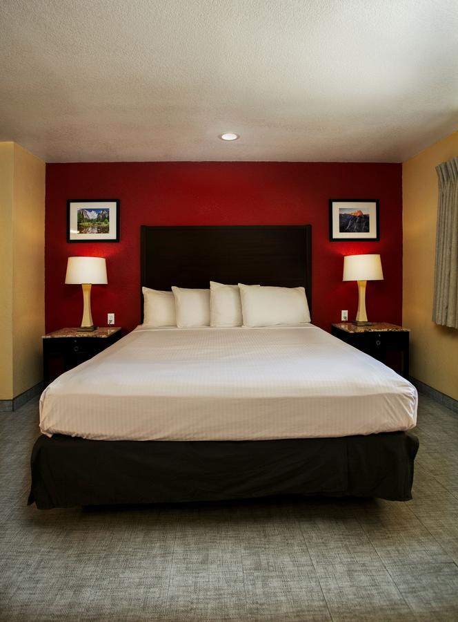 The Yosemite Inn - thumb 2