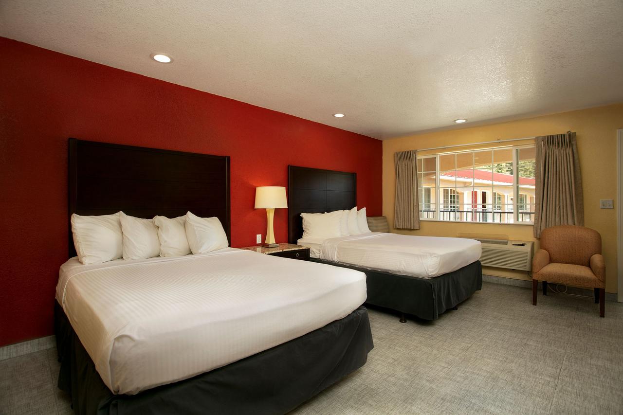 The Yosemite Inn - thumb 6