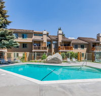 Mammoth Creek Condos - Tourism Hollywood