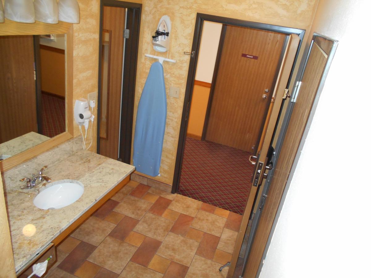 Alpine Inn & Suites Gunnison - thumb 10