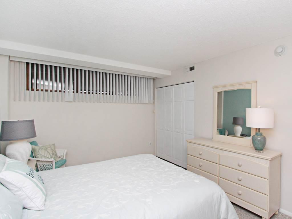 109 Dover House Condo - thumb 10