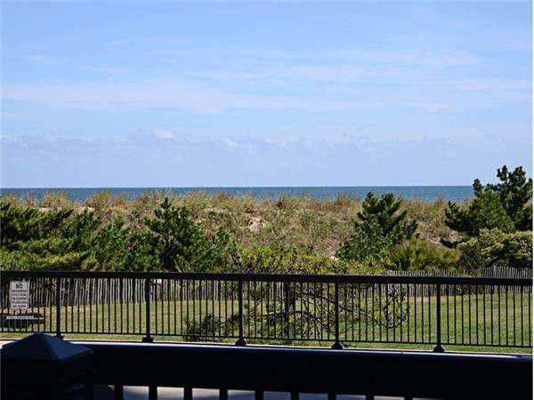 109 Dover House Condo - thumb 7
