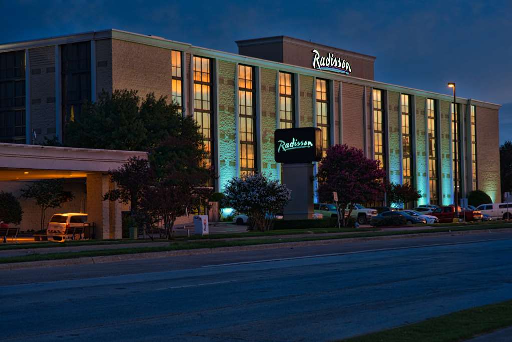 Radisson Hotel Fort Worth North - thumb 0