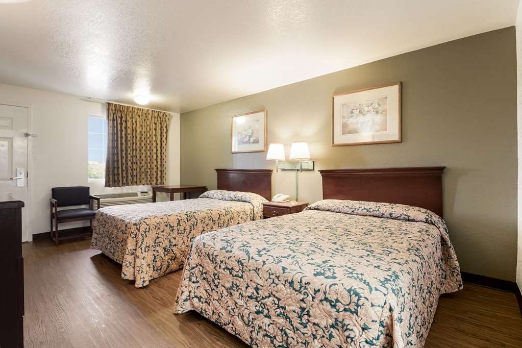 Econo Lodge - thumb 4