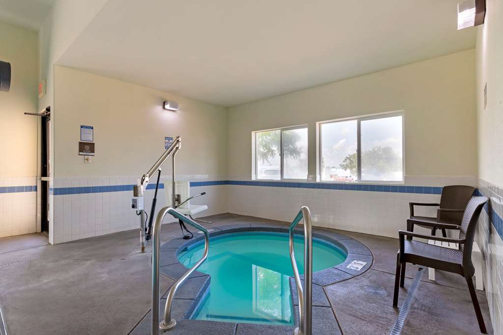 Comfort Inn & Suites - thumb 9